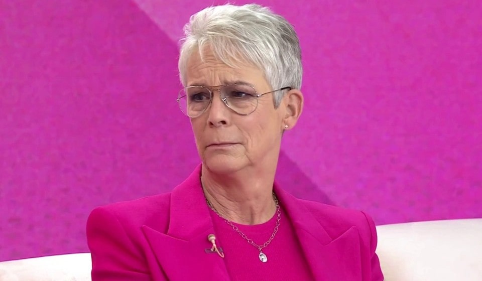 Jamie Lee Curtis can’t hold back her tears