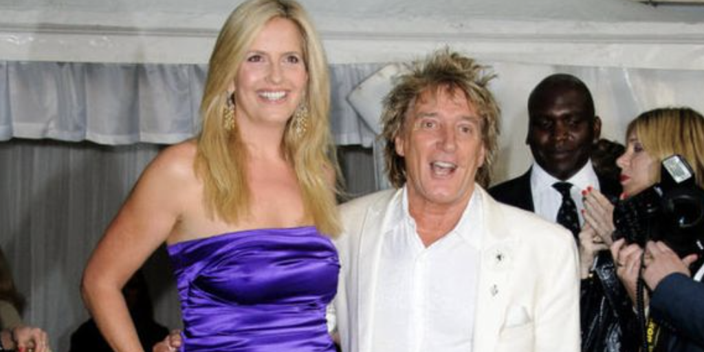 Rod Stewart expands his family.