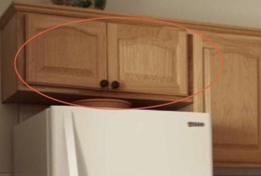 How to Optimize Storage in Your Kitchen Cabinets Above the Refrigerator